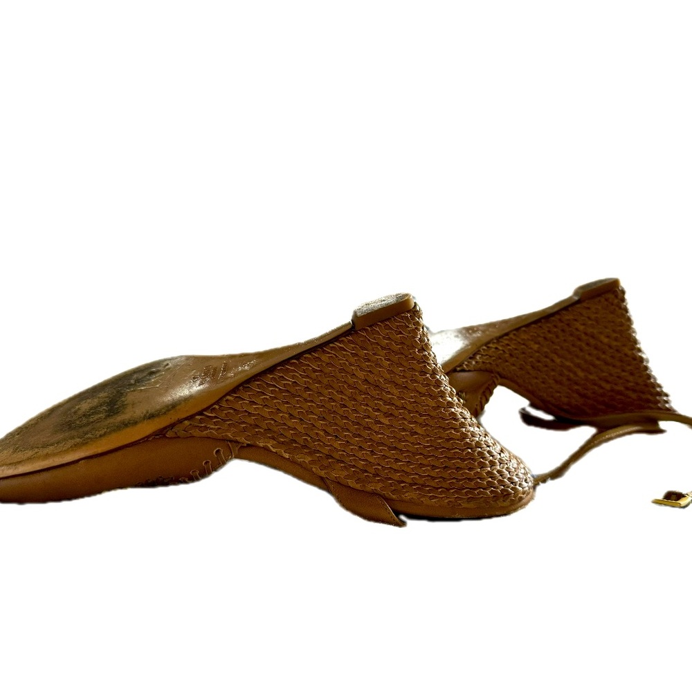 Valentino Garavani Brown wedge crochet floral authentic size 41 (9-10 US) - Picture 4 of 7
